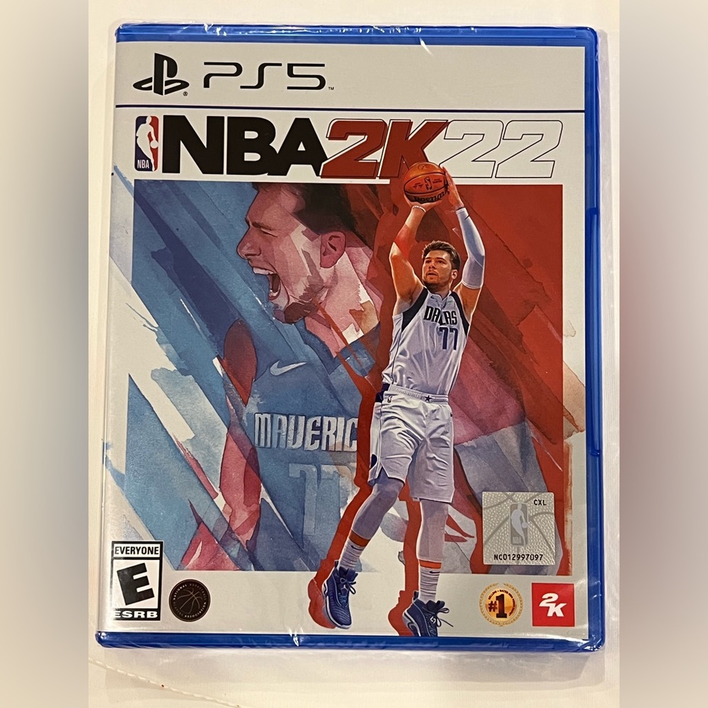 PS5- NBA 2K22 - NEW STILL IN PLASTIC!